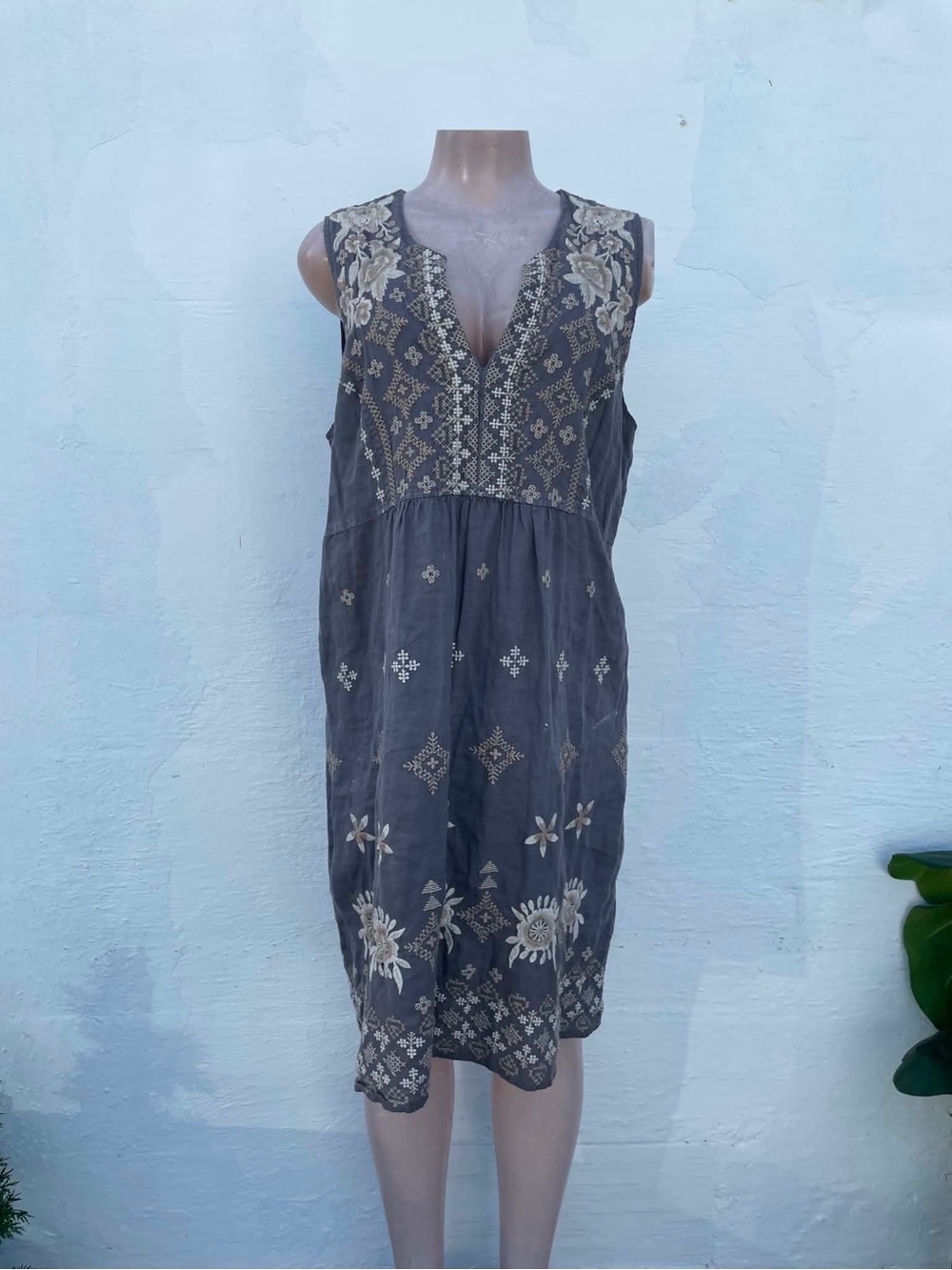 Sleeveless Gray Embroidered V-Neck Dress